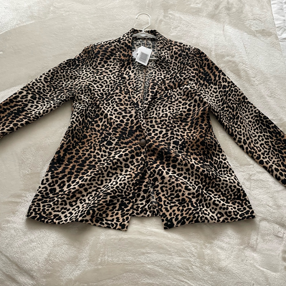 JustFab Leopard Print Blazer